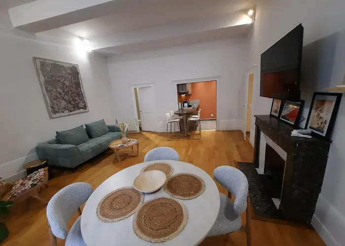 Appartement L'auguste, 72 M2 Lumineux&calme, Centre-ville Dijon